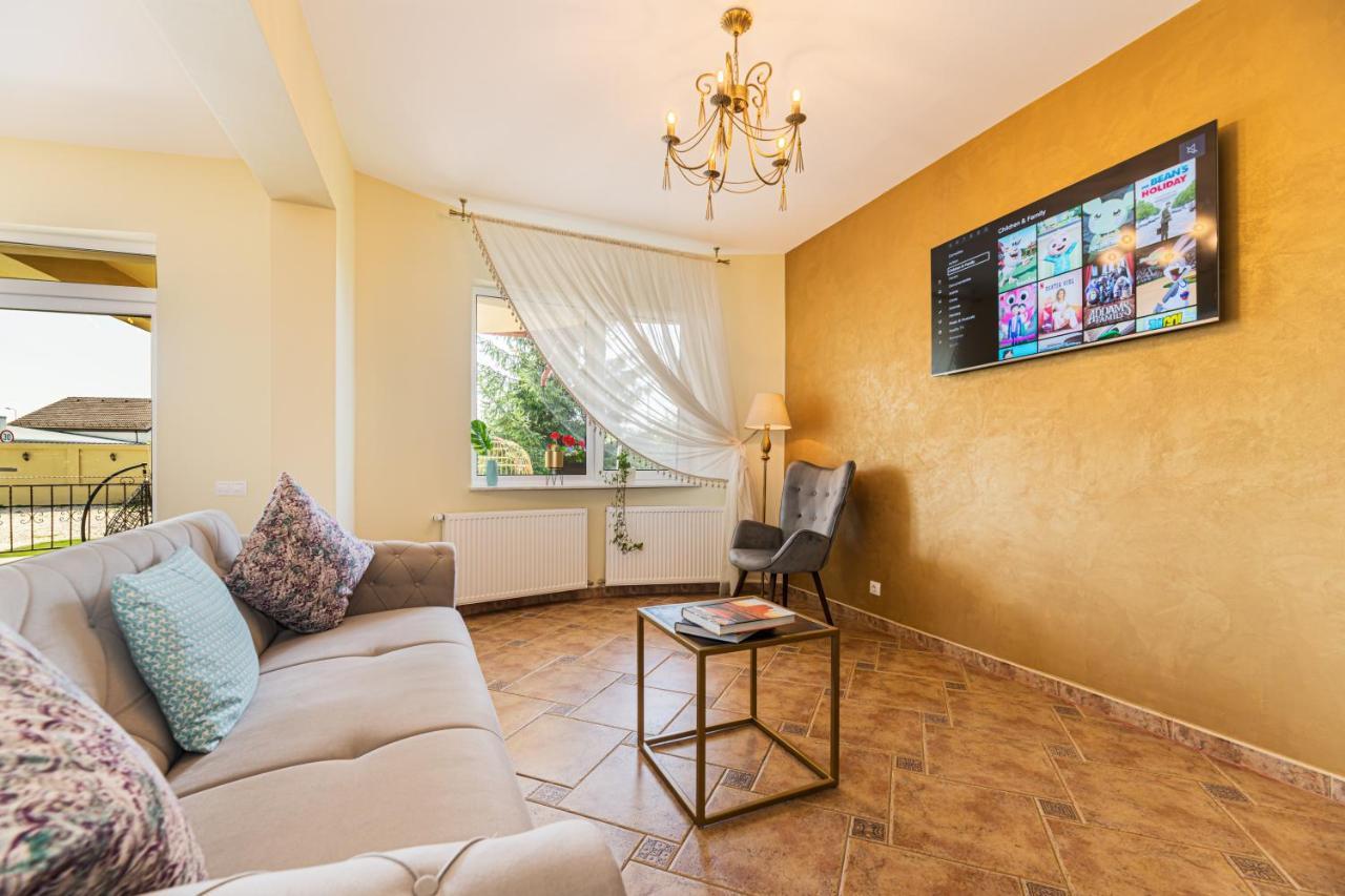 Orchard Villa Brassó Kültér fotó