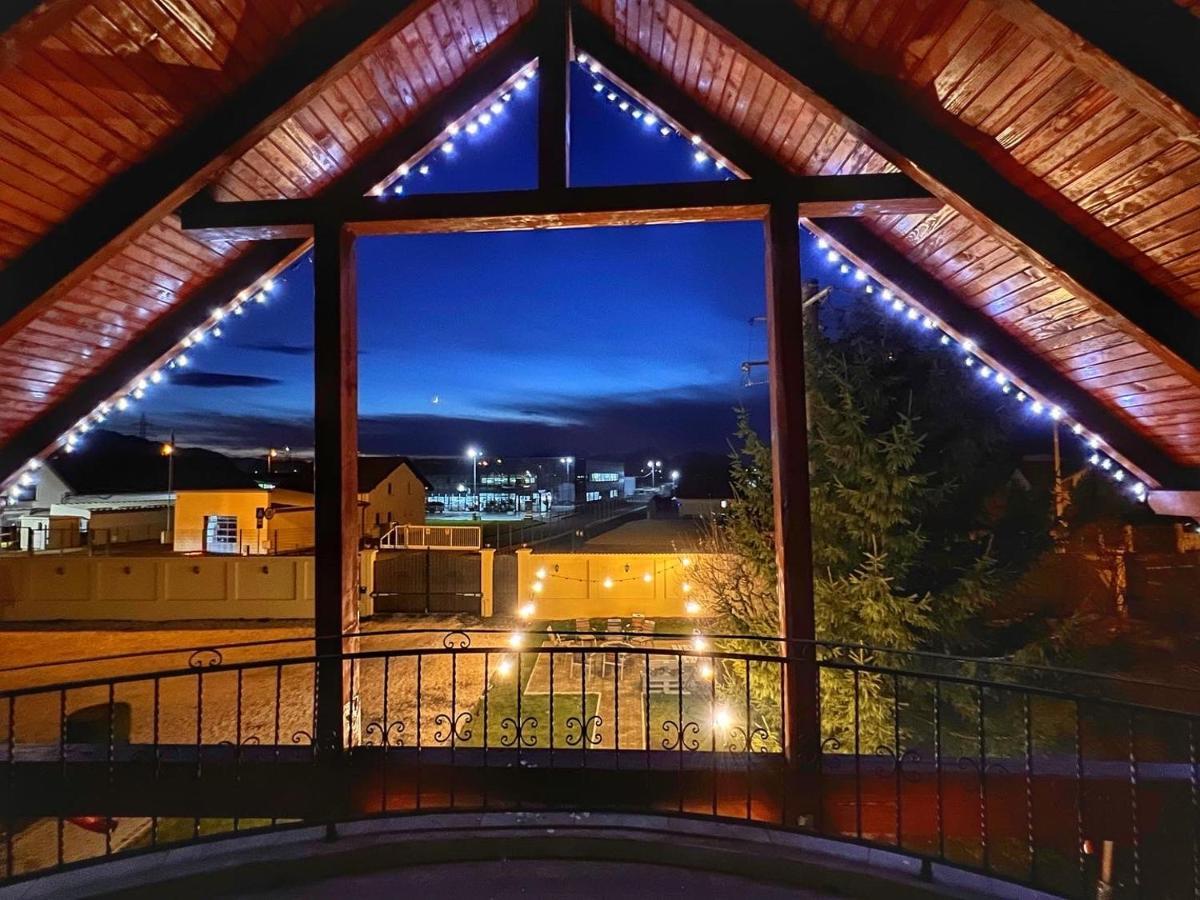 Orchard Villa Brassó Kültér fotó