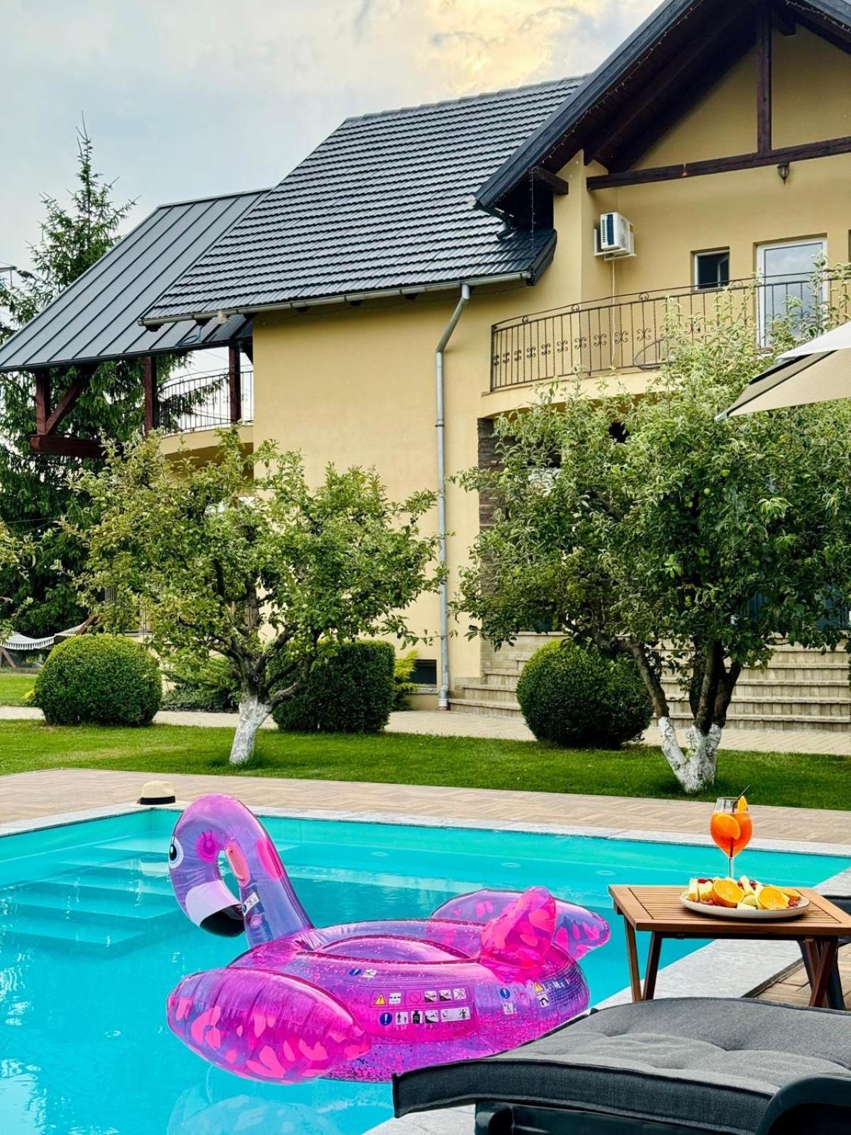 Orchard Villa Brassó Kültér fotó