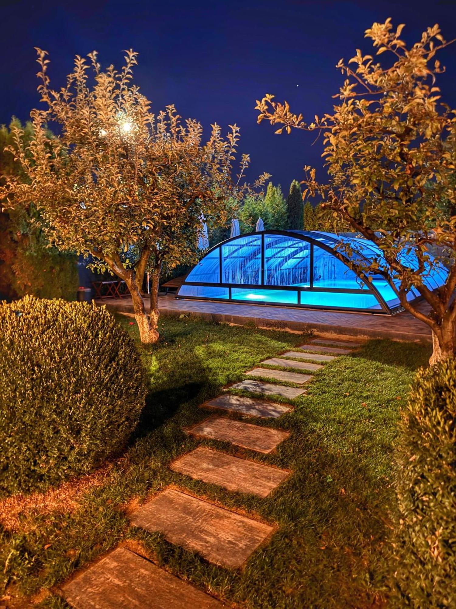 Orchard Villa Brassó Kültér fotó